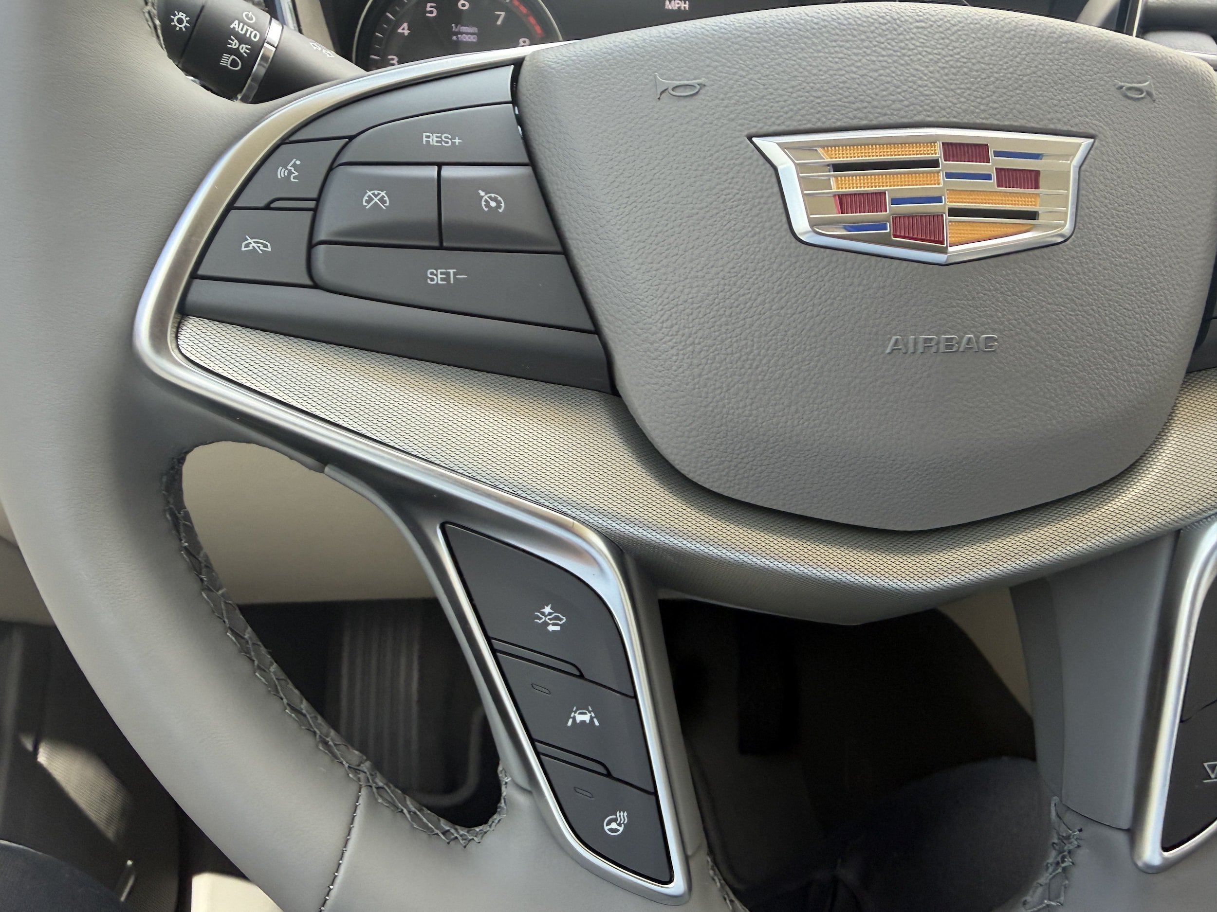 New 2026 Cadillac XT5 Premium Luxury w/ Driver Assist Package FWD image 29