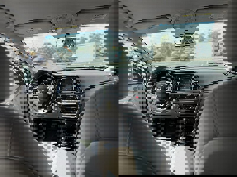 Used 2018 Hyundai Sonata SE image 11