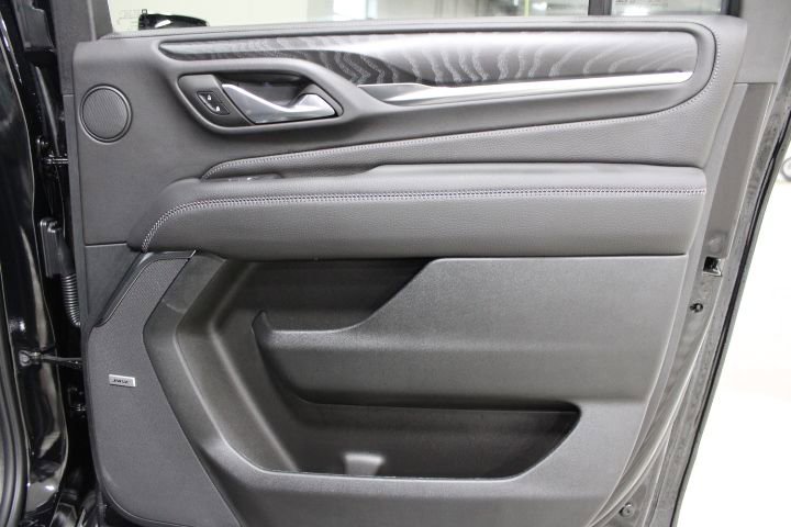 Used 2024 GMC Yukon XL Denali image 27