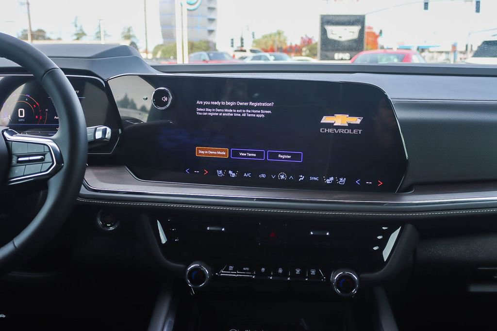 New 2026 Chevrolet Suburban Premier image 12