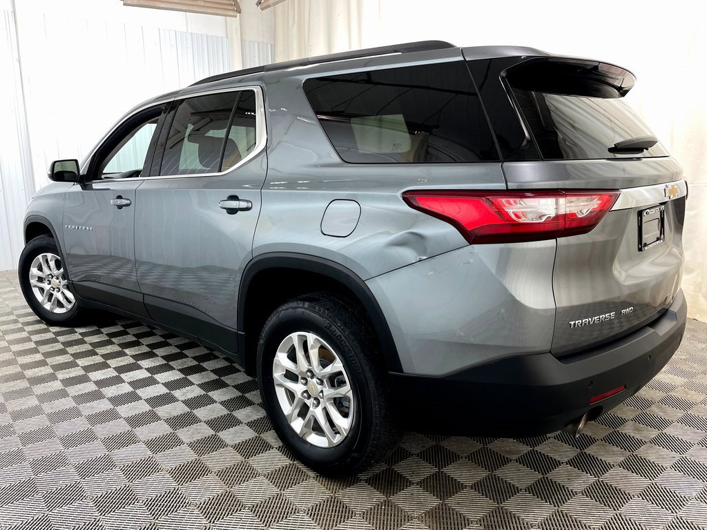 Used 2021 Chevrolet Traverse LT image 16