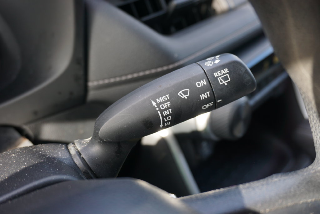 Used 2022 Toyota RAV4 LE FWD image 23