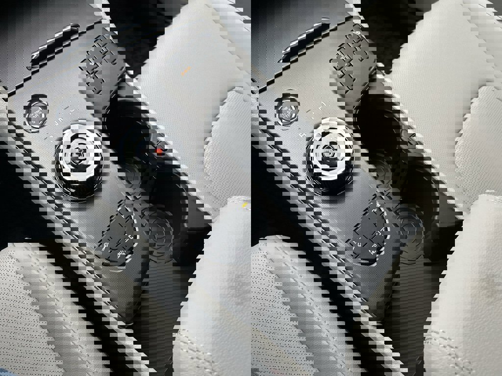 New 2026 Kia Sportage EX image 23