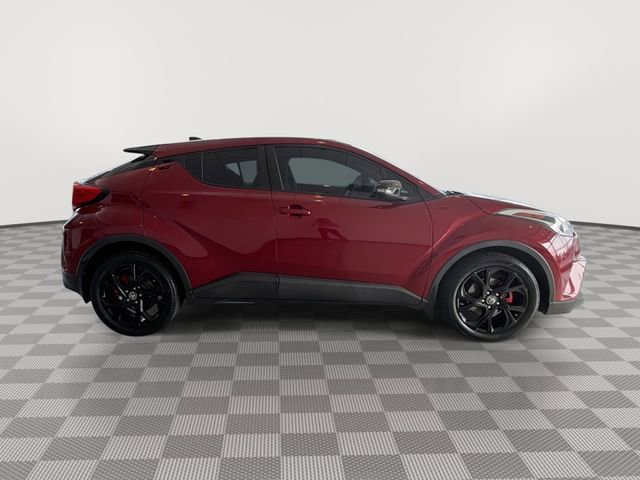 Used 2018 Toyota C-HR XLE image 12