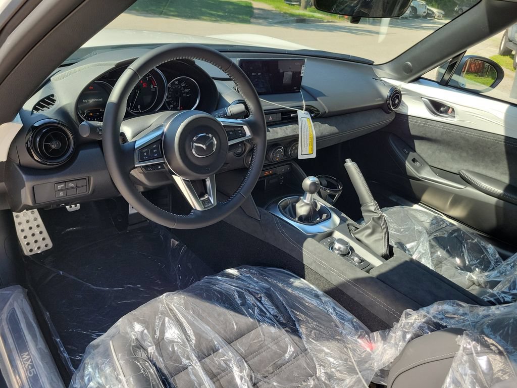 New 2026 MAZDA MX-5 Miata RF Club w/ Interior Package RWD image 14