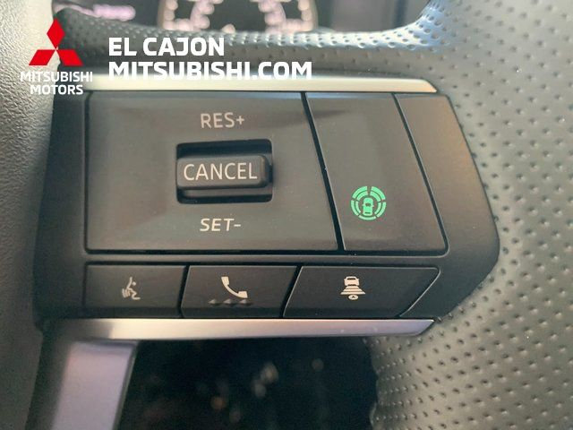 New 2026 Mitsubishi Outlander SE AWD/4WD image 19