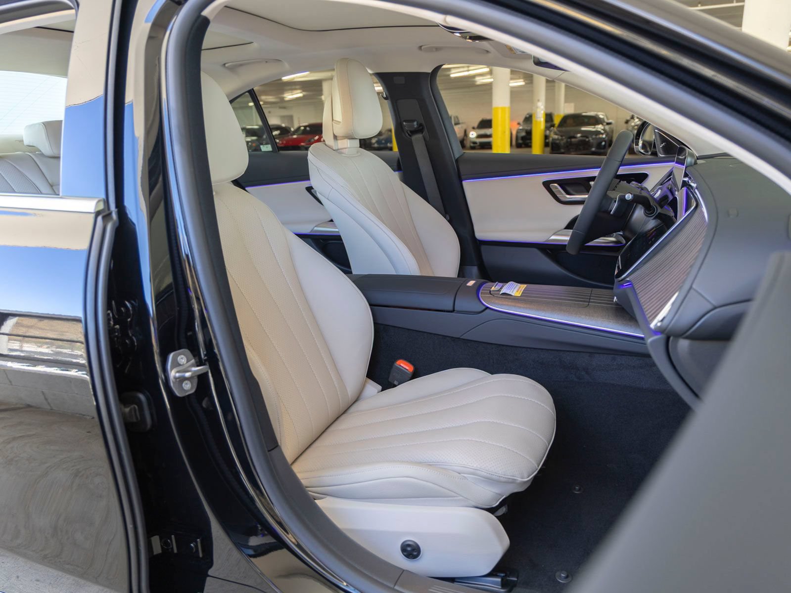 New 2027 Mercedes-Benz E 450 4MATIC Sedan image 25