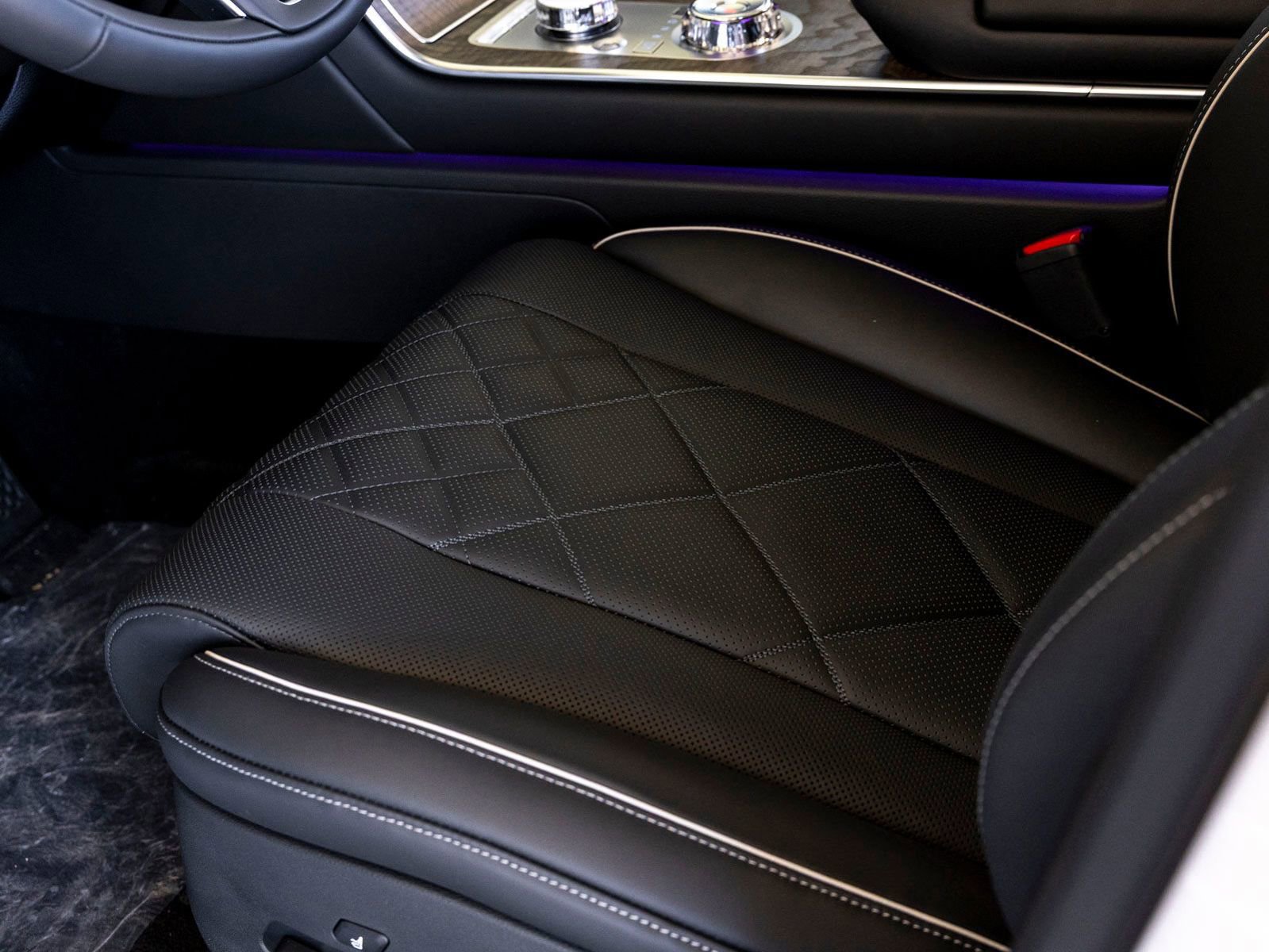 Used 2025 Genesis GV80 3.5T Prestige AWD/4WD image 19