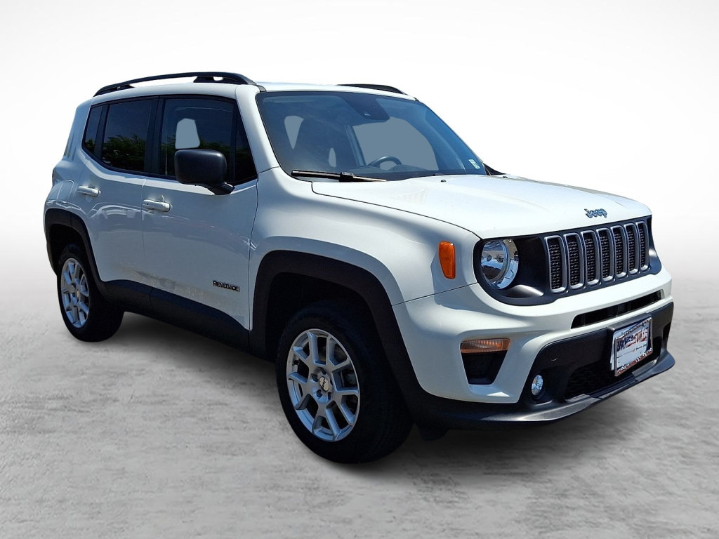 Certified 2022 Jeep Renegade Latitude w/ Convenience Group AWD/4WD image 7