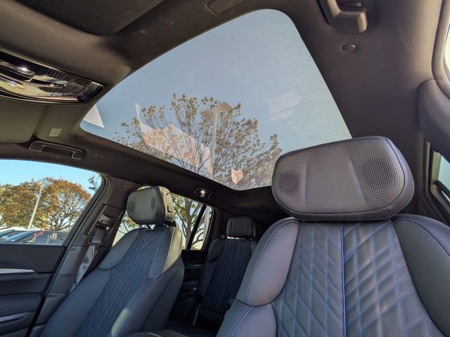 New 2025 Cadillac Escalade IQ Luxury 1 image 9