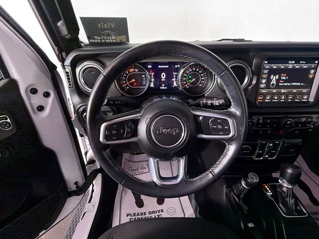 Used 2023 Jeep Wrangler Sahara w/ Cold Weather Group image 11