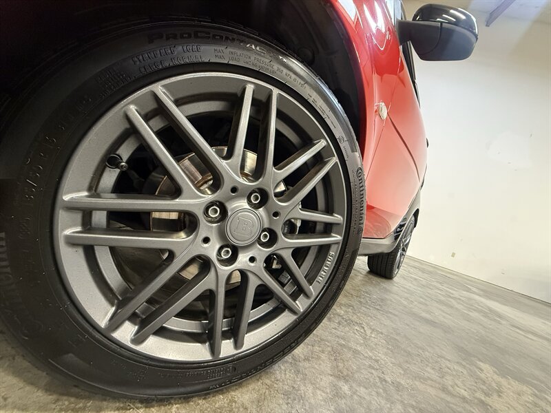 Used 2017 smart fortwo passion RWD image 12