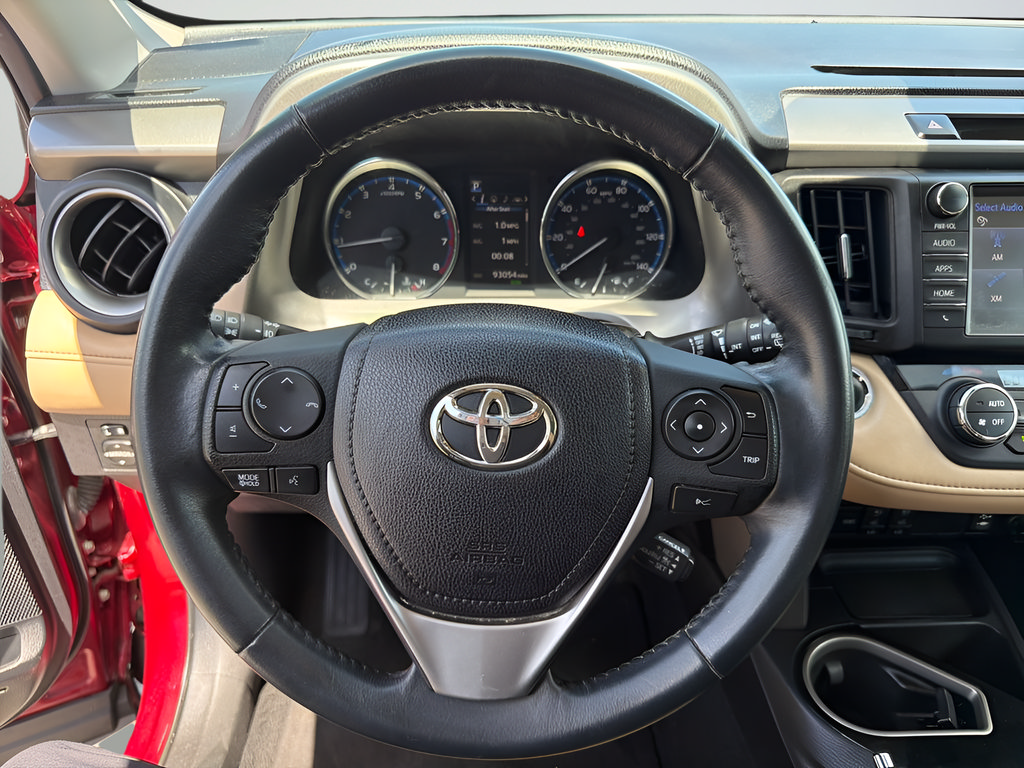Used 2018 Toyota RAV4 Limited FWD image 27