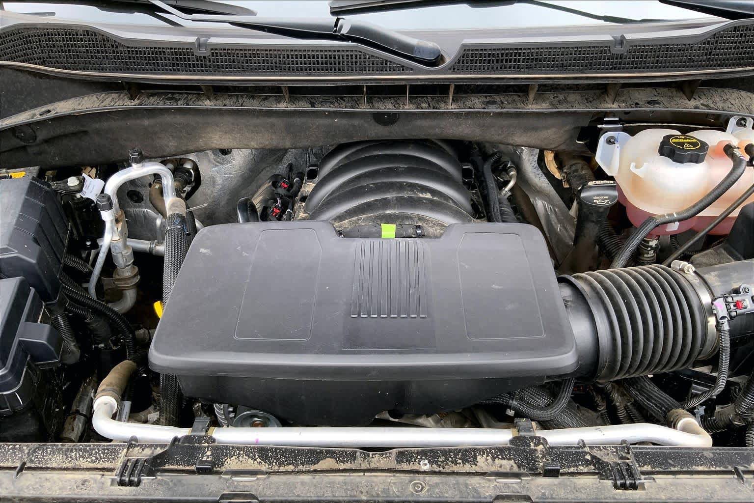Used 2024 Chevrolet Silverado 1500 ZR2 w/ Technology Package AWD/4WD image 32