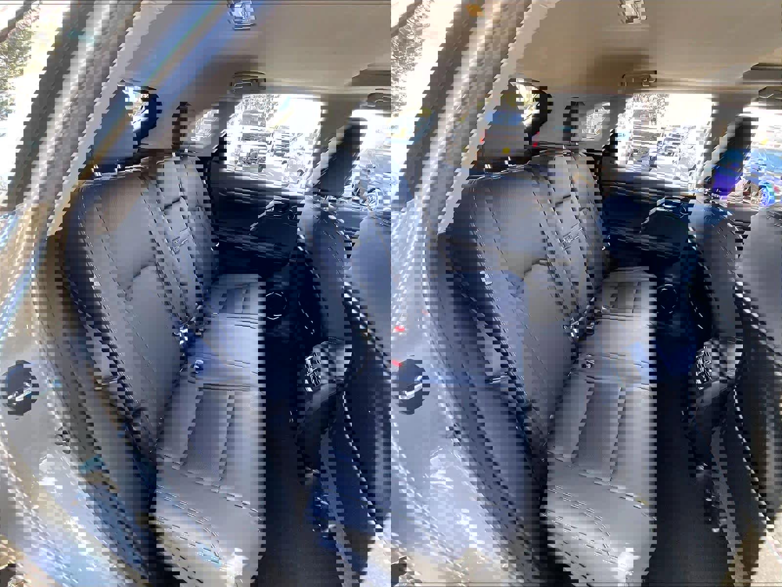 Used 2022 Lexus RX 450h AWD w/ Premium Package image 28