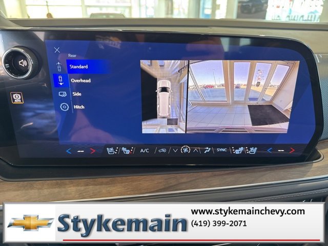 New 2026 Chevrolet Suburban High Country image 41