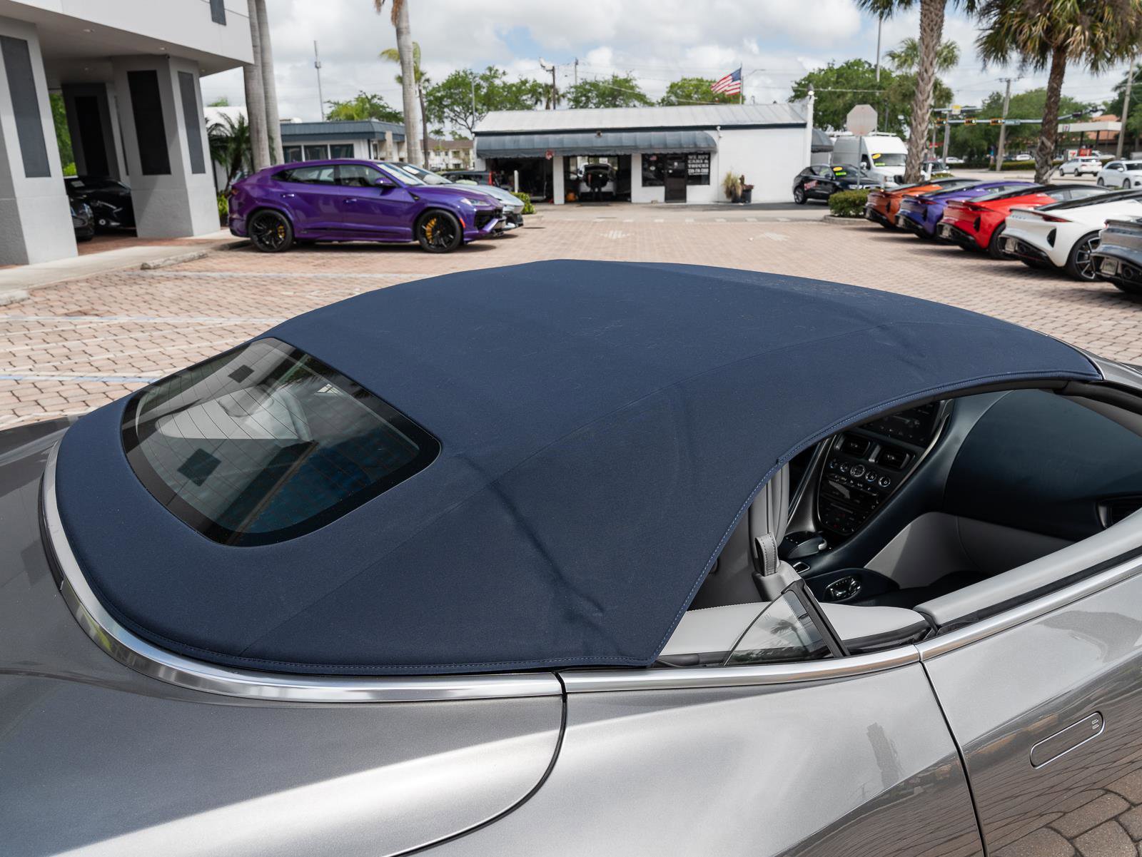 Used 2020 Aston Martin DB11 Volante image 29