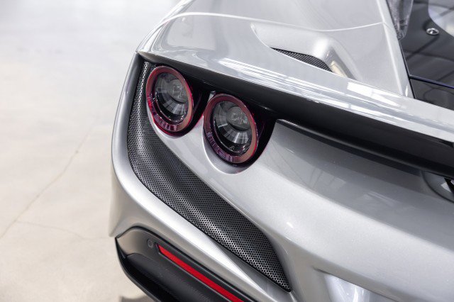 Used 2020 Ferrari F8 Tributo image 18
