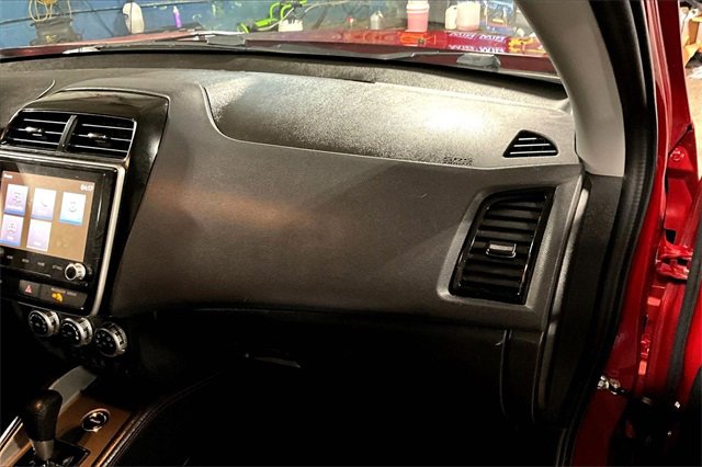 Used 2022 Mitsubishi Outlander Sport SE image 16