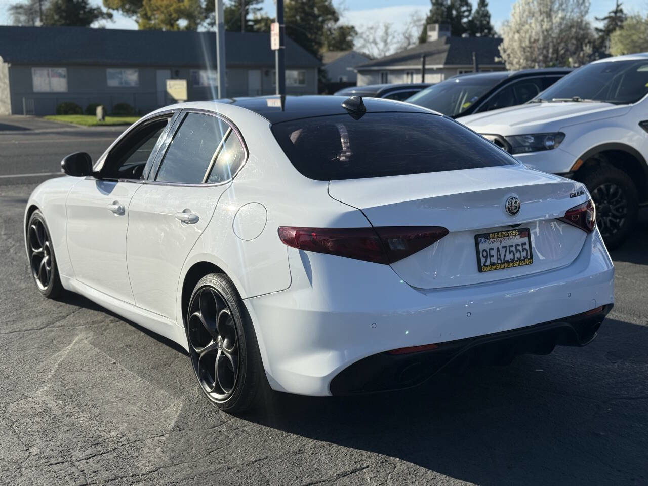 Used 2019 Alfa Romeo Giulia w/ Quick Order Package 22K Sport image 2