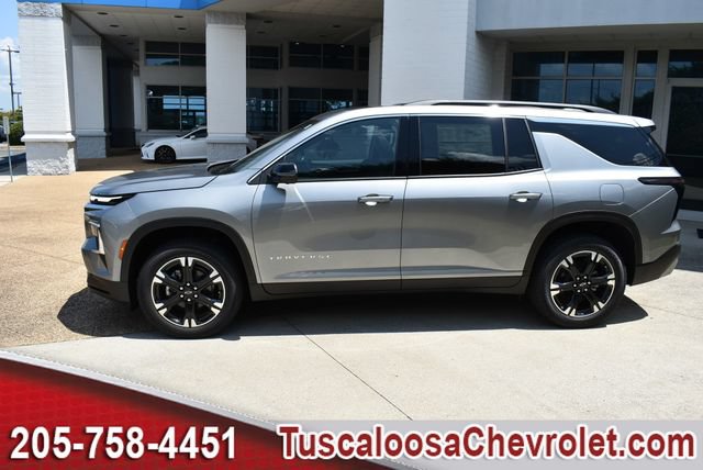 New 2027 Chevrolet Traverse LT w/ Sun and Wheel Package FWD image 6