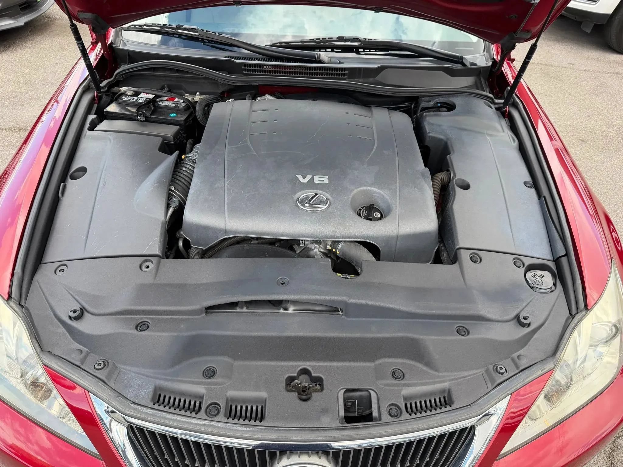 Used 2010 Lexus IS 250C RWD image 33