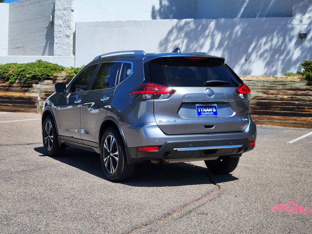 Used 2019 Nissan Rogue SV w/ Premium Package AWD/4WD image 5