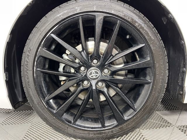 Used 2023 Toyota Camry XSE image 12