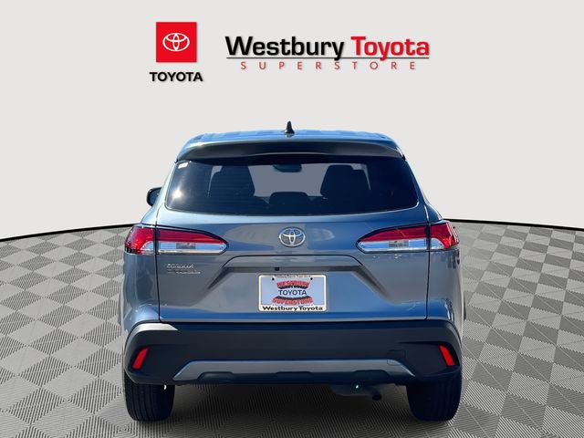 Certified 2023 Toyota Corolla Cross L image 7