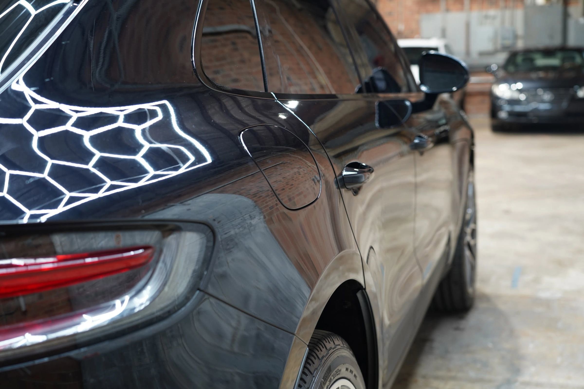 Used 2019 Porsche Macan S image 22