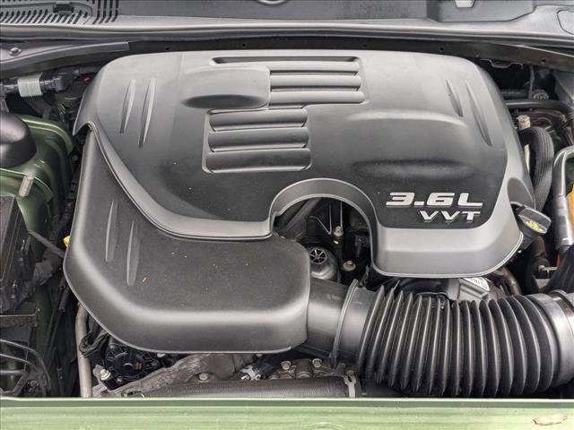 Used 2019 Dodge Challenger SXT image 21