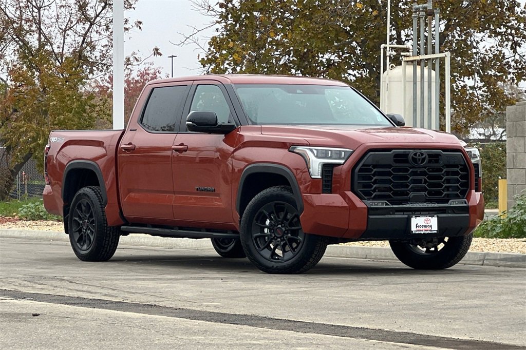 Used 2025 Toyota Tundra Limited image 2