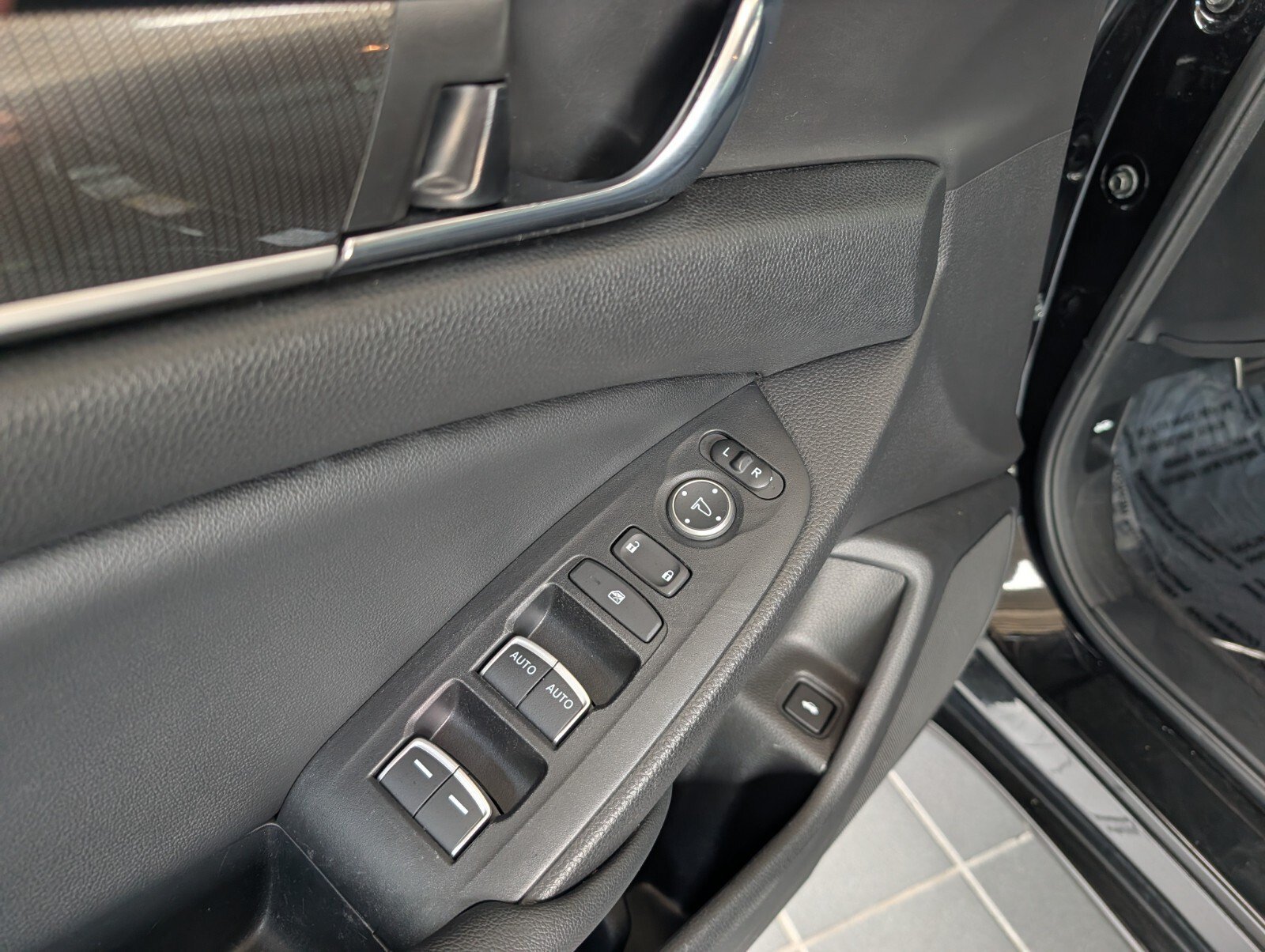 Used 2022 Honda Accord Sport image 13