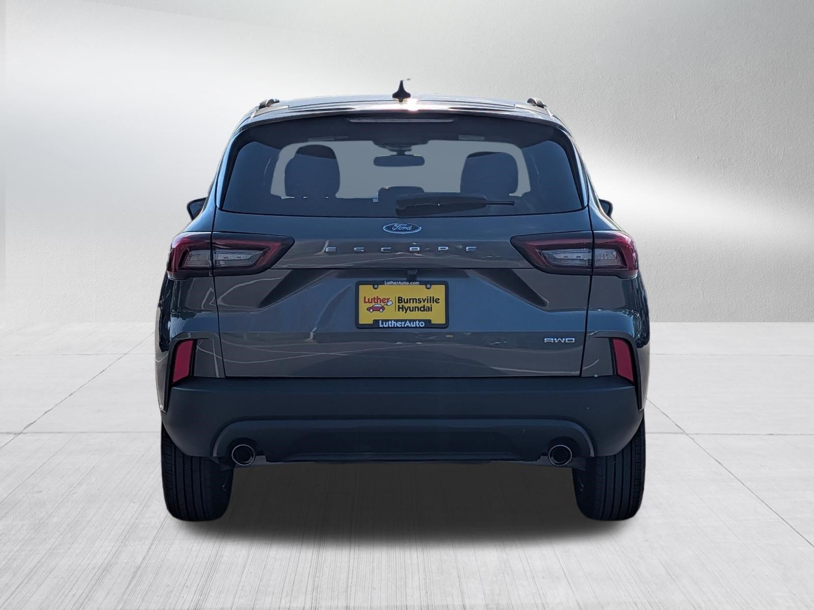 Used 2025 Ford Escape ST-Line Select AWD/4WD image 6