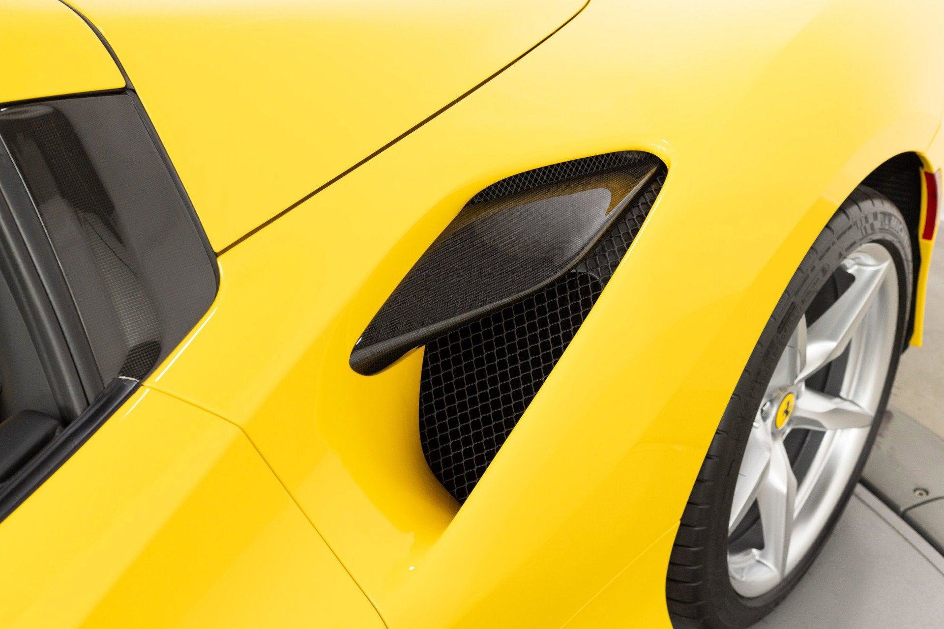 Certified 2021 Ferrari F8 Tributo RWD image 42