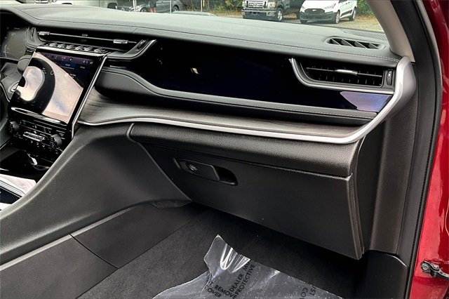 Used 2022 Jeep Grand Cherokee Limited 4xe w/ MOPAR Finishing Package image 22