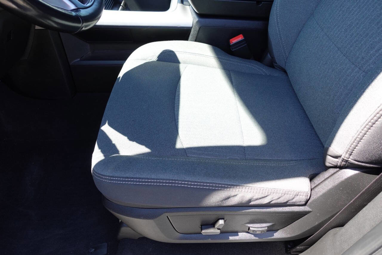 Used 2022 RAM 1500 Classic Warlock w/ Ceramic Grey Warlock Package image 13