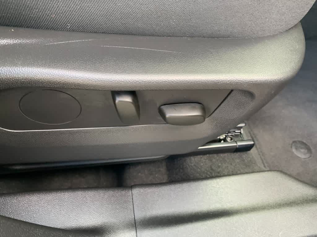 Certified 2023 Buick Envision Essence w/ Sport Touring Package AWD/4WD image 19