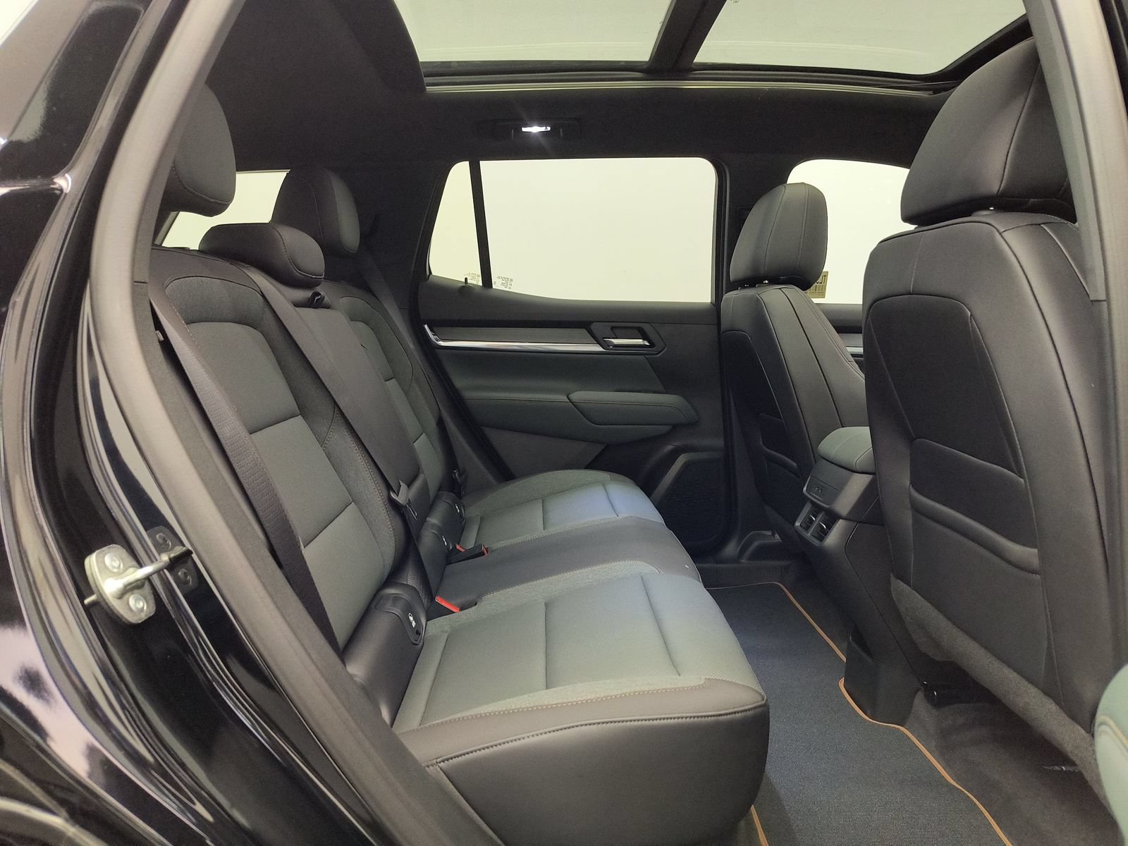 New 2026 GMC Terrain AT4 w/ Technology Package II AWD/4WD image 29