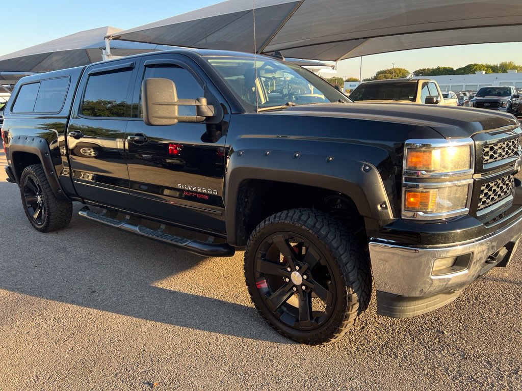 Used 2015 Chevrolet Silverado 1500 LT w/ Rally 2 Edition AWD/4WD image 2