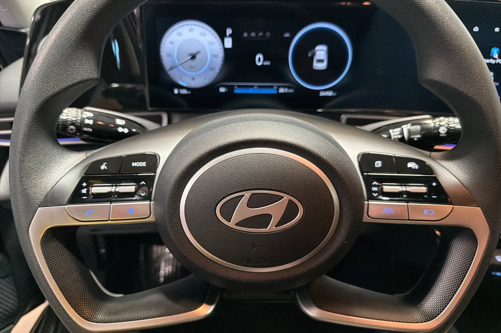 Used 2024 Hyundai Elantra SEL FWD image 22