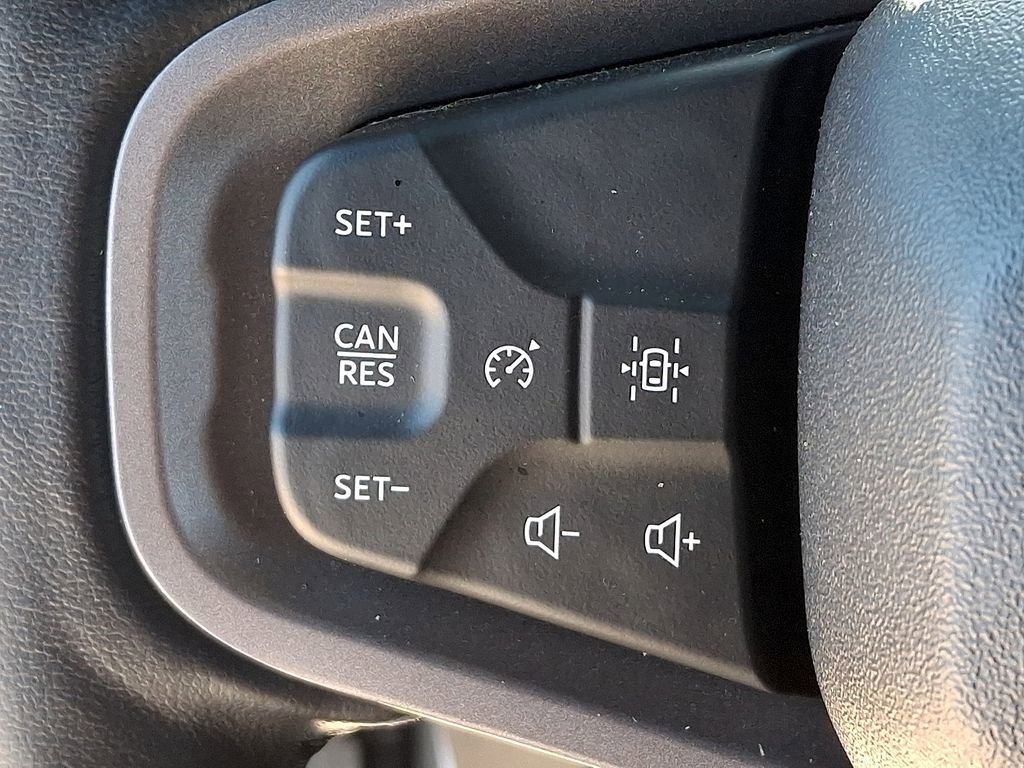 Used 2025 Ford Bronco Badlands image 21