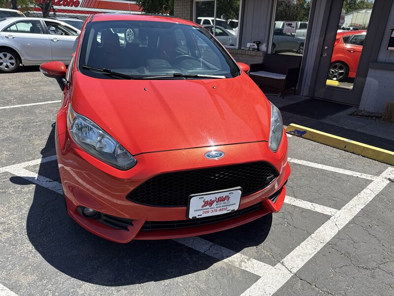 Used 2015 Ford Fiesta ST w/ ST Recaro Package FWD image 11