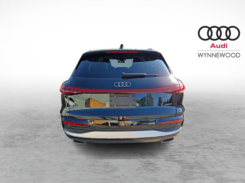 Certified 2025 Audi Q5 Premium Plus w/ Premium Plus AWD/4WD image 5