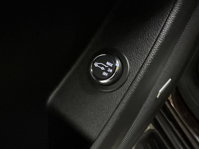 Used 2020 Chevrolet Traverse Premier w/ LPO, Floor Liner Package FWD image 39