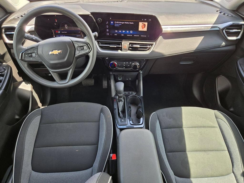 Used 2025 Chevrolet TrailBlazer LT AWD/4WD image 20
