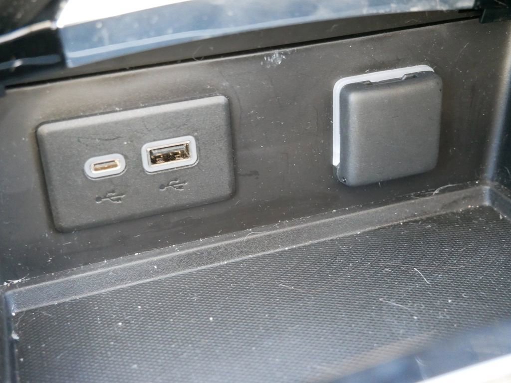 Used 2023 Buick Envision Preferred image 21