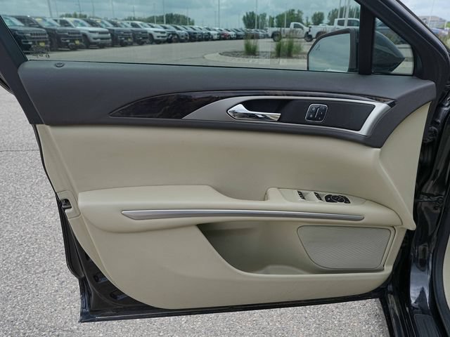 Used 2014 Lincoln MKZ w/ Equipment Group 102A Reserve FWD image 19