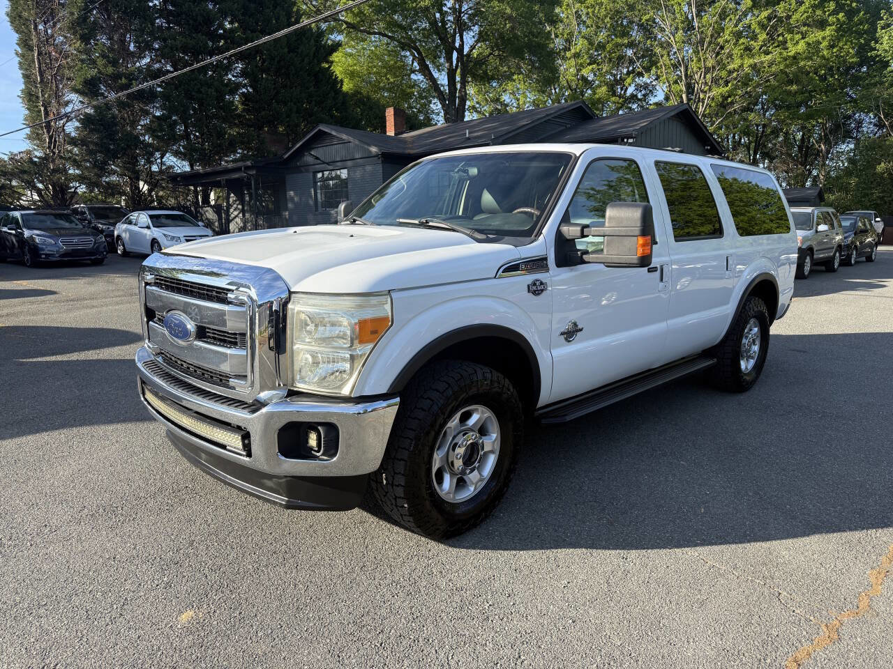 Used 2003 Ford Excursion Eddie Bauer image 2