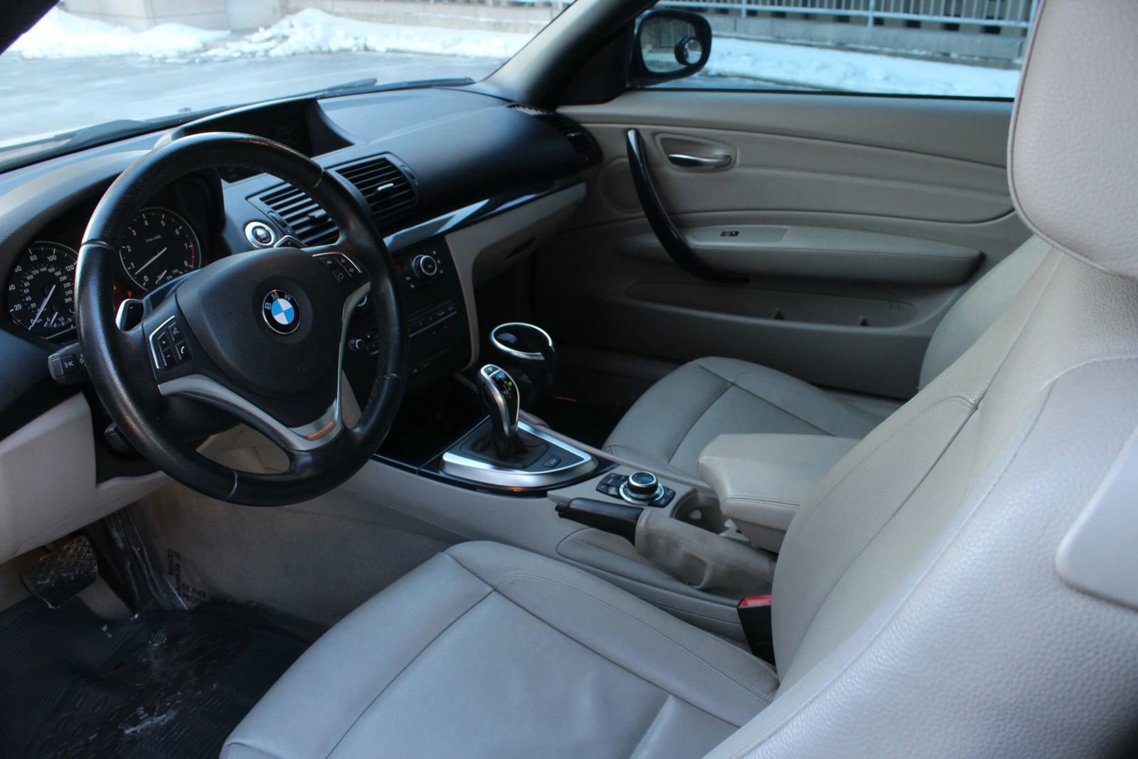 Used 2012 BMW 135i Convertible RWD image 13